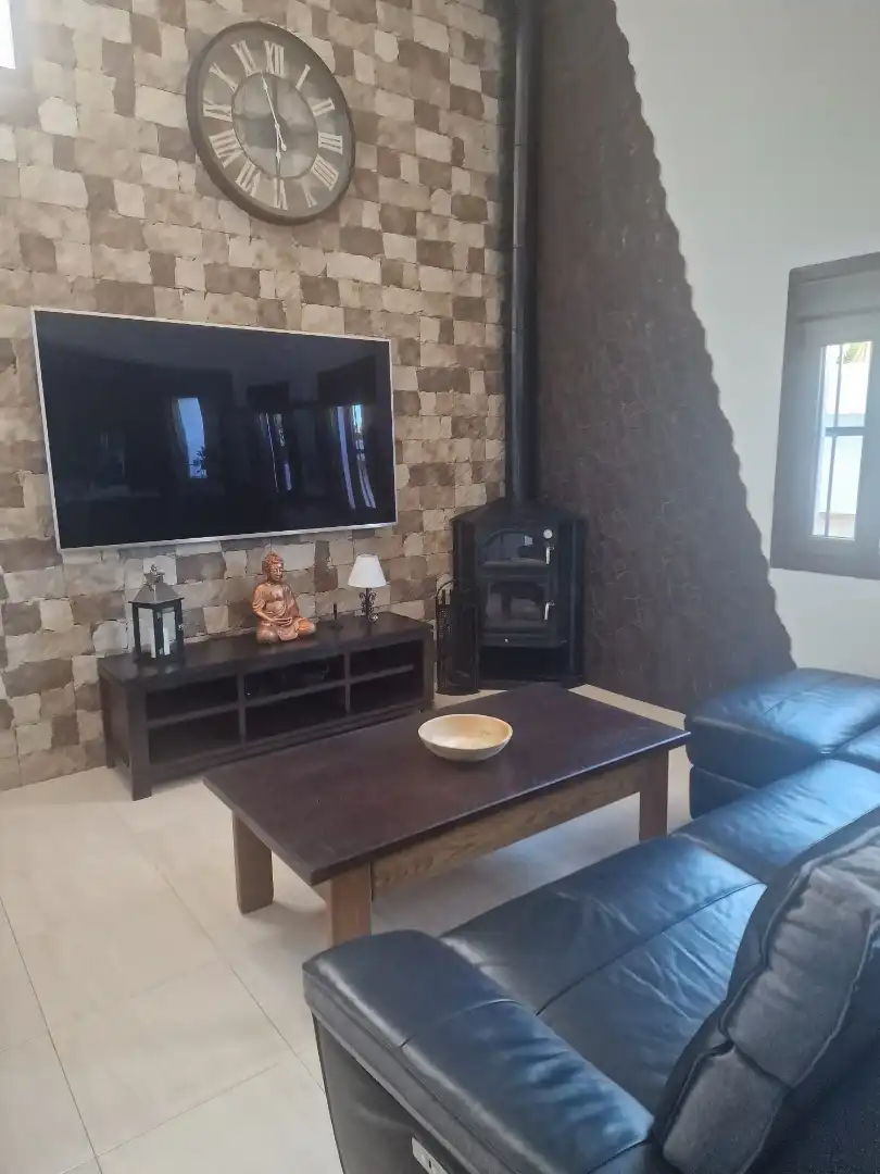 Einfamilien-Reihenhaus zur Miete in Calle Sierra Nevada, 9, Torremuelle Wohnzimmer von Einfamilien-Reihenhaus zur Miete in Benalmádena mit Heizung, Terrasse und Schwimmbad