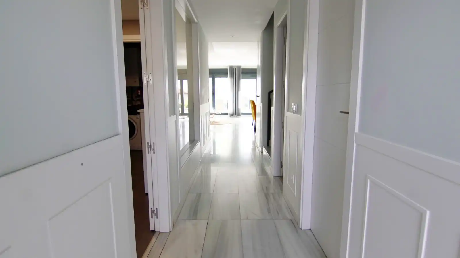 Houses for sale in Calle de la Navallera, 7a3, Centro Comercial - Hospital Houses for sale in Torrelodones with Air Conditioner, Terrace and Swimming Pool
