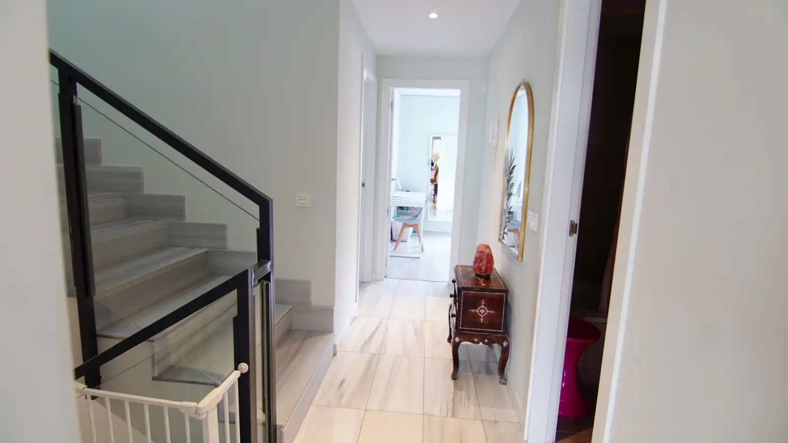 Houses for sale in Calle de la Navallera, 7a3, Centro Comercial - Hospital Houses for sale in Torrelodones with Air Conditioner, Terrace and Swimming Pool