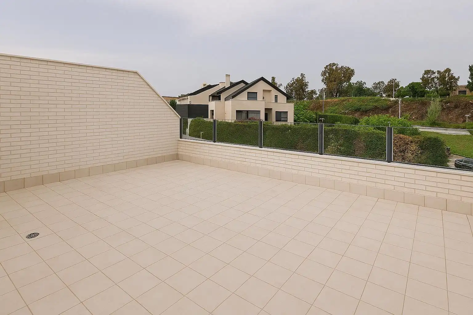 Houses for sale in Calle de la Navallera, 7a3, Centro Comercial - Hospital Terrace of Houses for sale in Torrelodones with Air Conditioner, Terrace and Swimming Pool