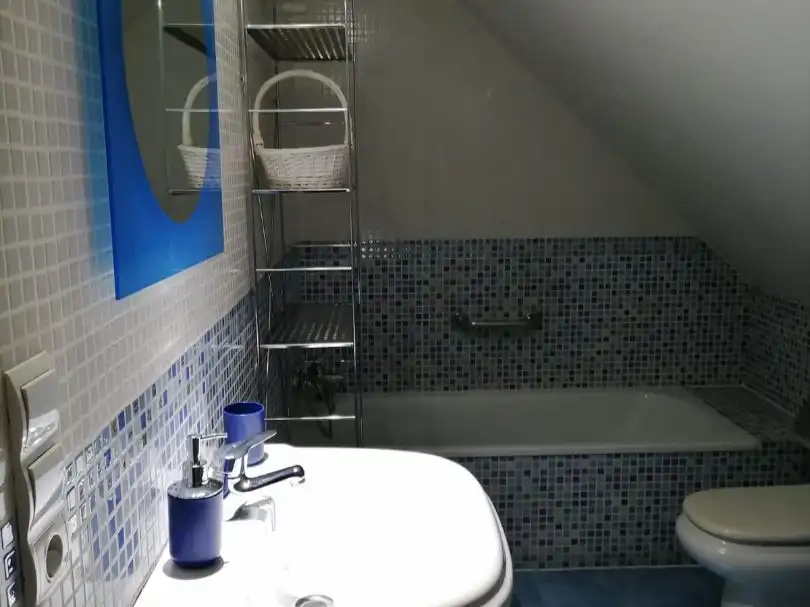 Dúplex en venta en Calle de Baleares, 4, Ciudad Real Capital Baño de Dúplex en venta en Ciudad Real Capital con Aire acondicionado y Terraza