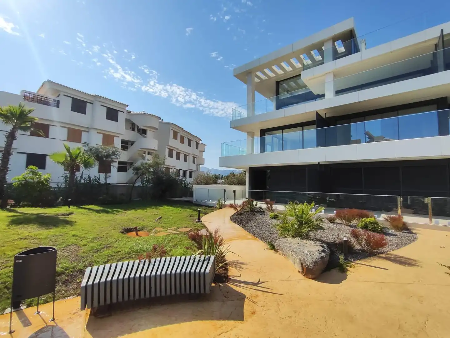 Piso en venta en Carrer Mar Jónica, 7, El Palmar - Los Molinos Vista exterior de Piso en venta en Dénia con Aire acondicionado, Calefacción y Jardín privado