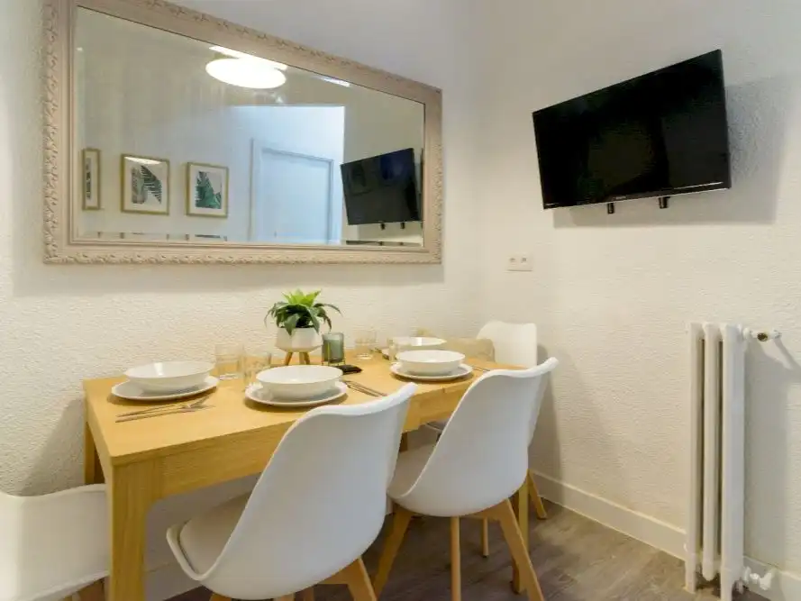 Esszimmer von Wohnung zur untervermieten in Madrid mit Heizung, Möbliert und Gemeinschaftsparkplatz