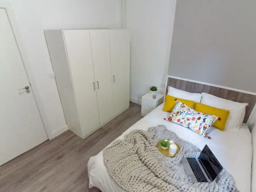 Schlafzimmer von Wohnung zur untervermieten in Madrid mit Heizung, Möbliert und Gemeinschaftsparkplatz