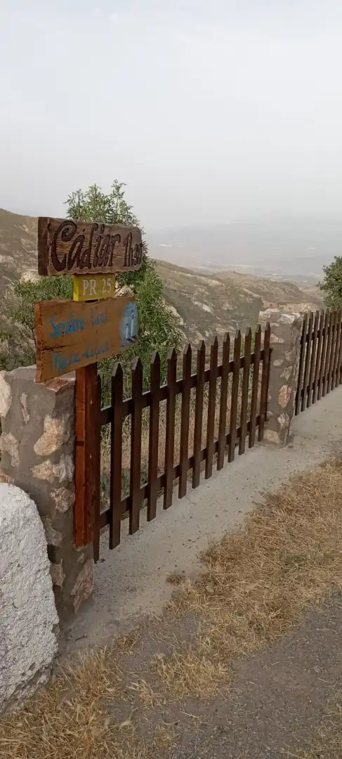 Vista exterior de Finca rústica de alquiler en Alpujarra de la Sierra con Calefacción, Jardín privado y Terraza