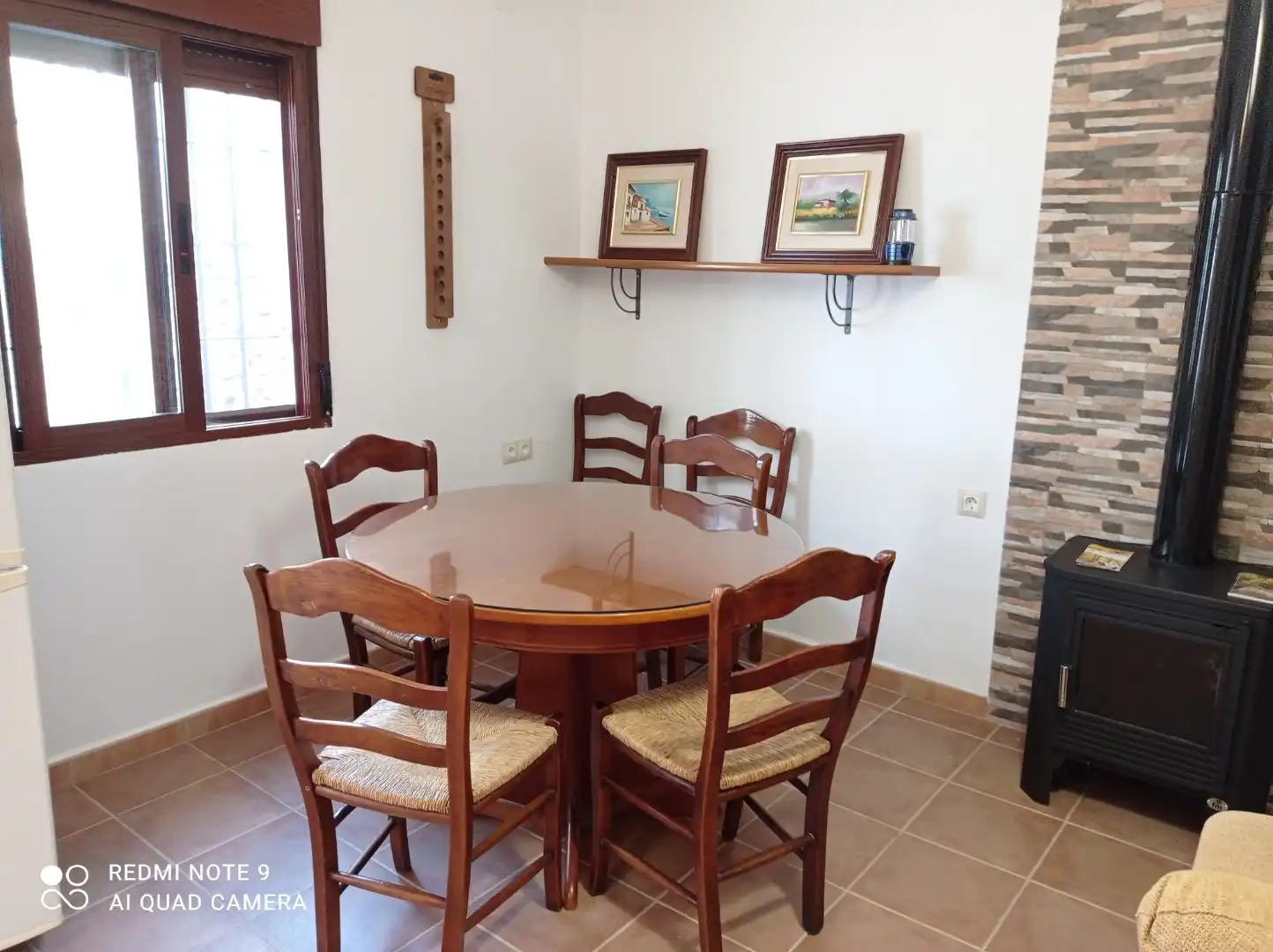 Comedor de Finca rústica de alquiler en Alpujarra de la Sierra con Calefacción, Jardín privado y Terraza