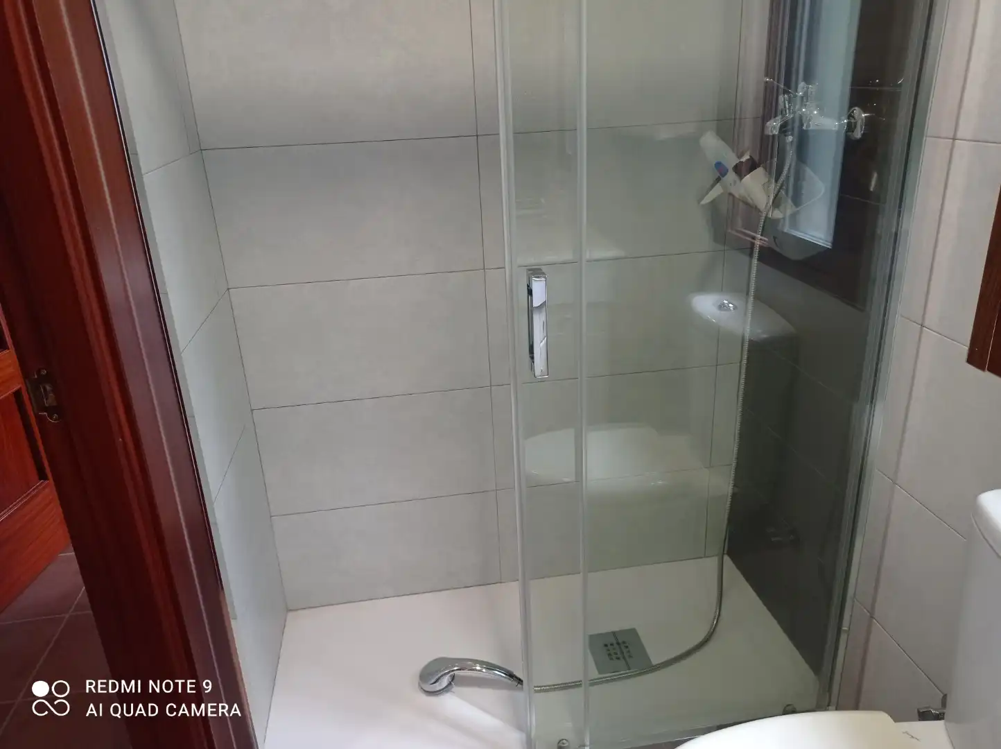 Baño de Finca rústica de alquiler en Alpujarra de la Sierra con Calefacción, Jardín privado y Terraza