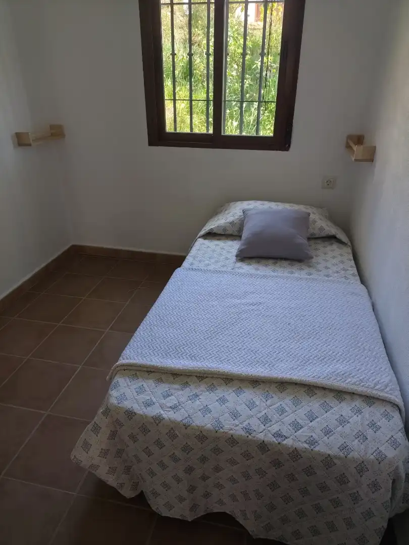 Habitación de Finca rústica de alquiler en Alpujarra de la Sierra con Calefacción, Jardín privado y Terraza