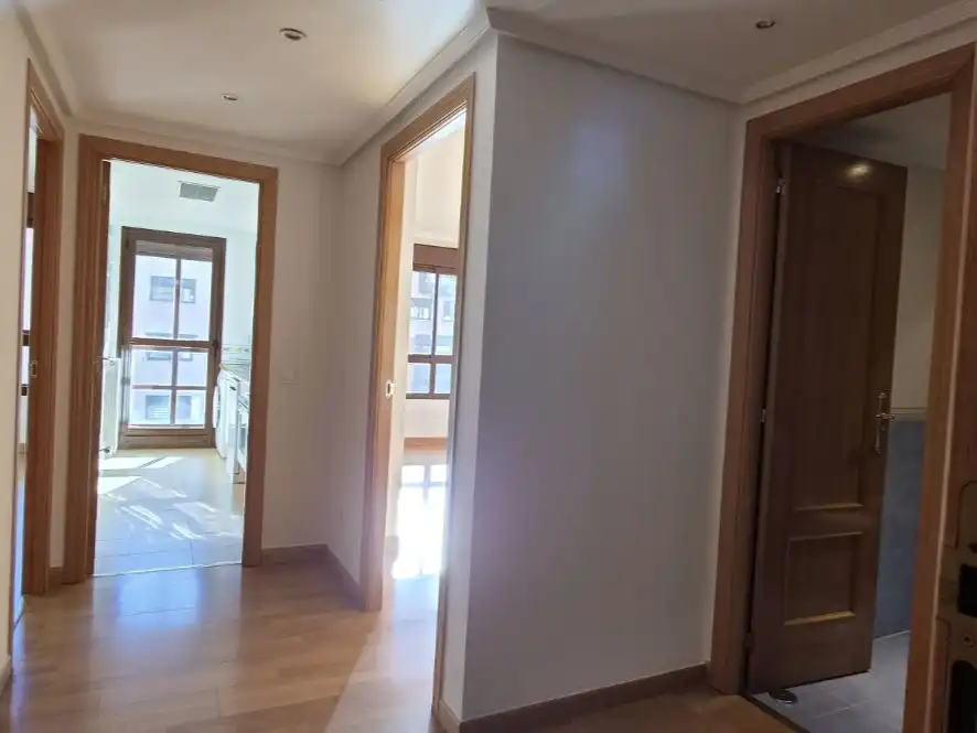 Wohnung zum Verkauf in Madrid mit Heizung, Terrasse und Abstellraum