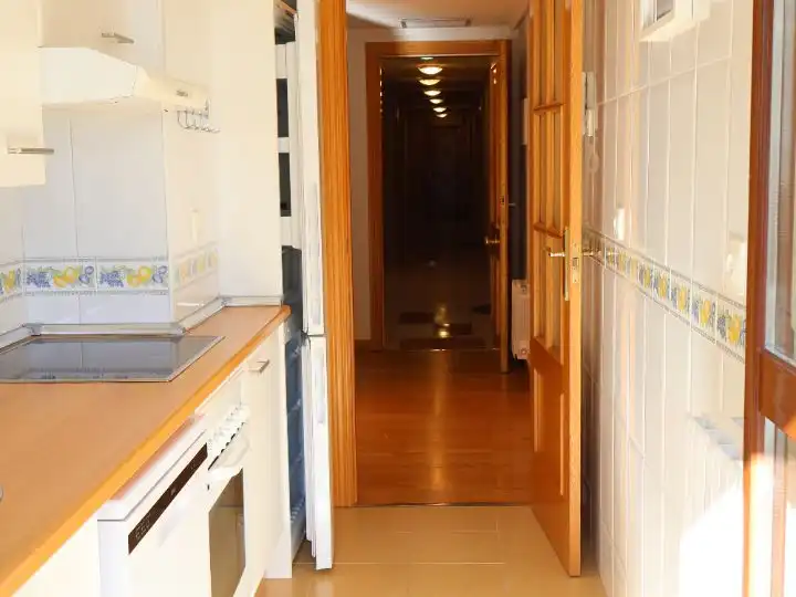 Wohnung zum Verkauf in Madrid mit Heizung, Terrasse und Abstellraum