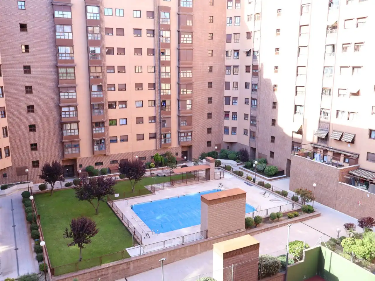 Schwimmbecken von Wohnung zum Verkauf in Madrid mit Heizung, Terrasse und Abstellraum
