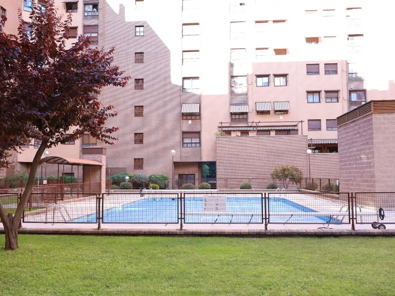 Schwimmbecken von Wohnung zum Verkauf in Madrid mit Heizung, Terrasse und Abstellraum