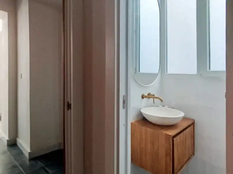 Baño de Piso de alquiler en Cádiz con Amueblado y Balcón