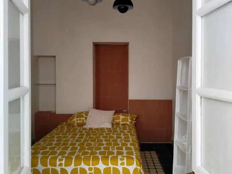 Habitación de Piso de alquiler en Cádiz con Amueblado y Balcón