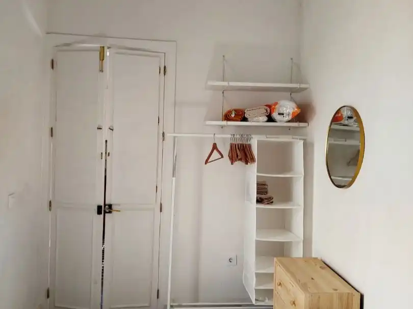 Habitación de Piso de alquiler en Cádiz con Amueblado y Balcón