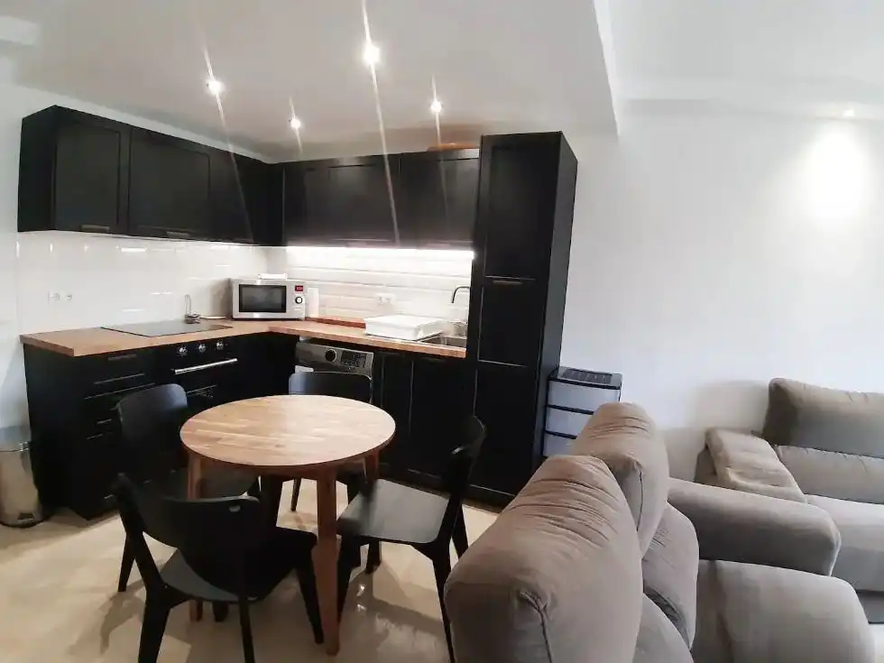 Einfamilien-Reihenhaus zum Verkauf in Calle Silvia, 1, Villacana - Costalita - Saladillo Küche von Einfamilien-Reihenhaus zum Verkauf in Estepona mit Klimaanlage, Heizung und Privatgarten