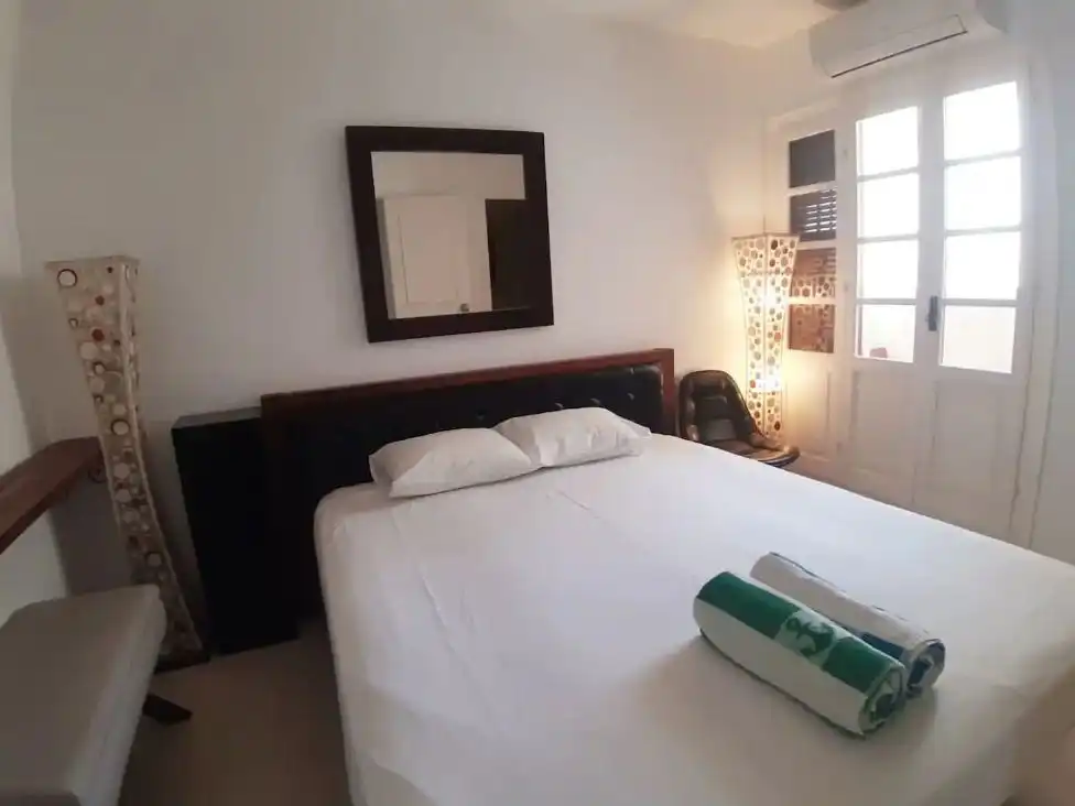 Einfamilien-Reihenhaus zum Verkauf in Calle Silvia, 1, Villacana - Costalita - Saladillo Schlafzimmer von Einfamilien-Reihenhaus zum Verkauf in Estepona mit Klimaanlage, Heizung und Privatgarten