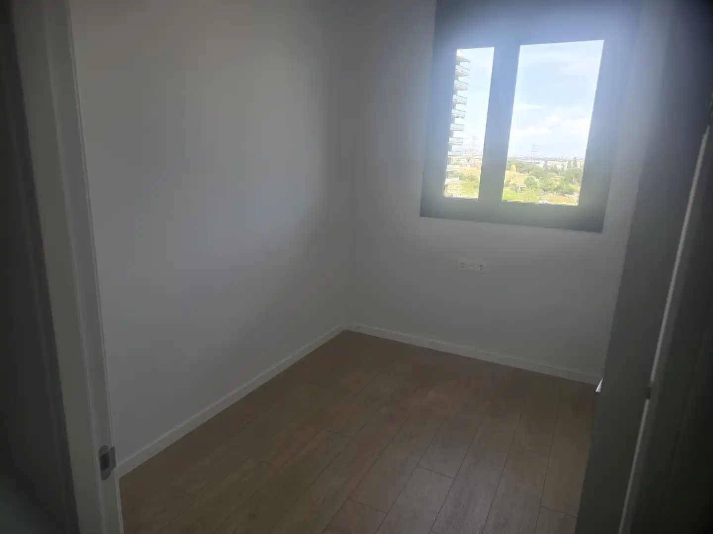 Habitación en Avinguda de Clara Campoamor, 12, Llevant