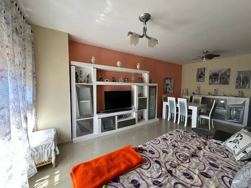 Wohnung zum Verkauf in Avenida de las Tirajanas, 231, Santa Lucía de Tirajana Wohnzimmer von Wohnung zum Verkauf in Santa Lucía de Tirajana mit Balkon