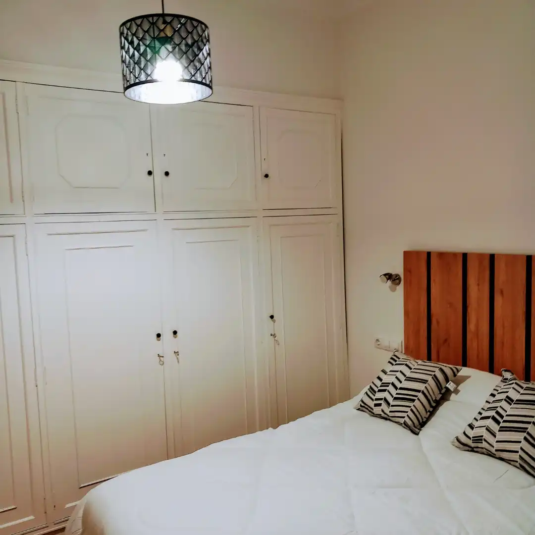 Habitación de Estudio de alquiler en Lugo con Calefacción, Parquet y Amueblado