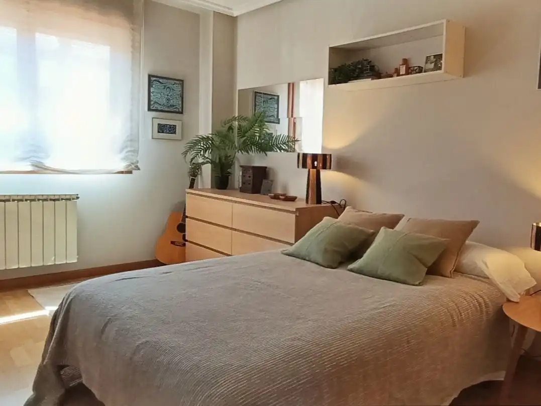 Dormitori de Casa adosada en venda en Siero
