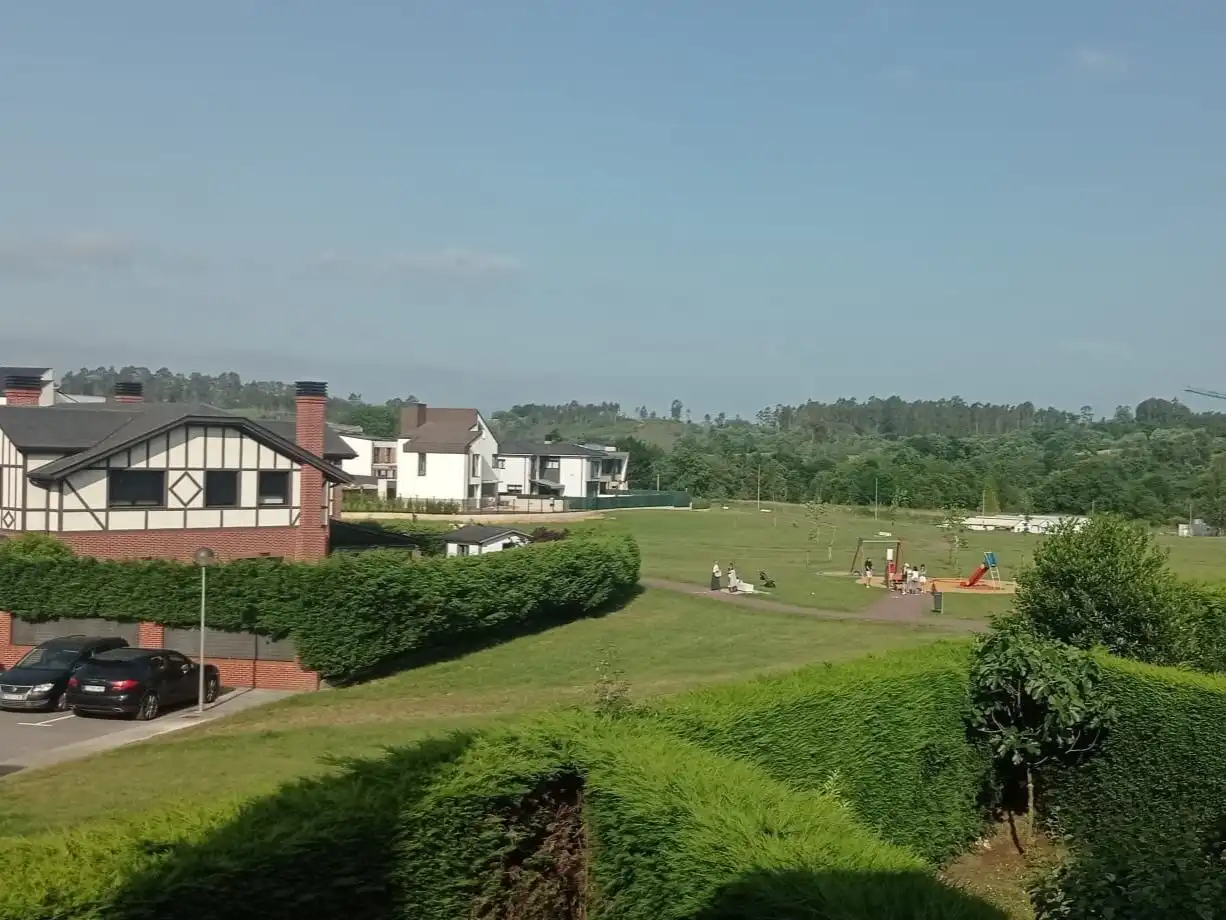 Casa adosada en venda en Siero
