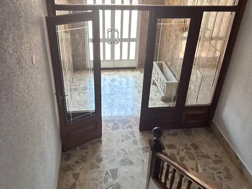Piso en venta en Calle Rodríguez de la Fuente, 6, Cacabelos Piso en venta en Cacabelos con Calefacción, Jardín privado y Parquet