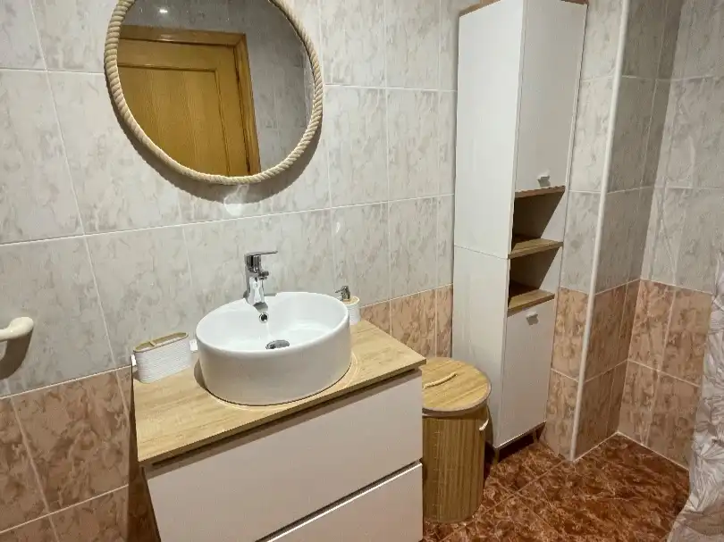 Apartament de lloguer a Passeig Marítim del Mediterrani, 48, Playa Morro de Gos Bany de Apartament de lloguer en Oropesa del Mar / Orpesa amb Terrassa, Piscina i Moblat