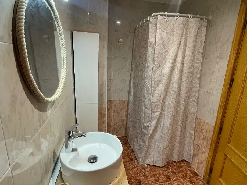 Apartament de lloguer a Passeig Marítim del Mediterrani, 48, Playa Morro de Gos Bany de Apartament de lloguer en Oropesa del Mar / Orpesa amb Terrassa, Piscina i Moblat