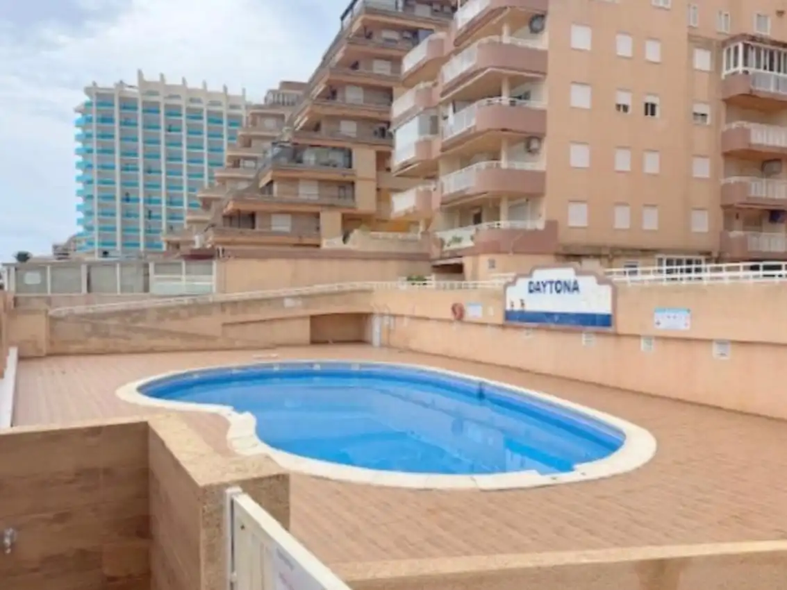 Apartament de lloguer a Passeig Marítim del Mediterrani, 48, Playa Morro de Gos Piscina de Apartament de lloguer en Oropesa del Mar / Orpesa amb Terrassa, Piscina i Moblat