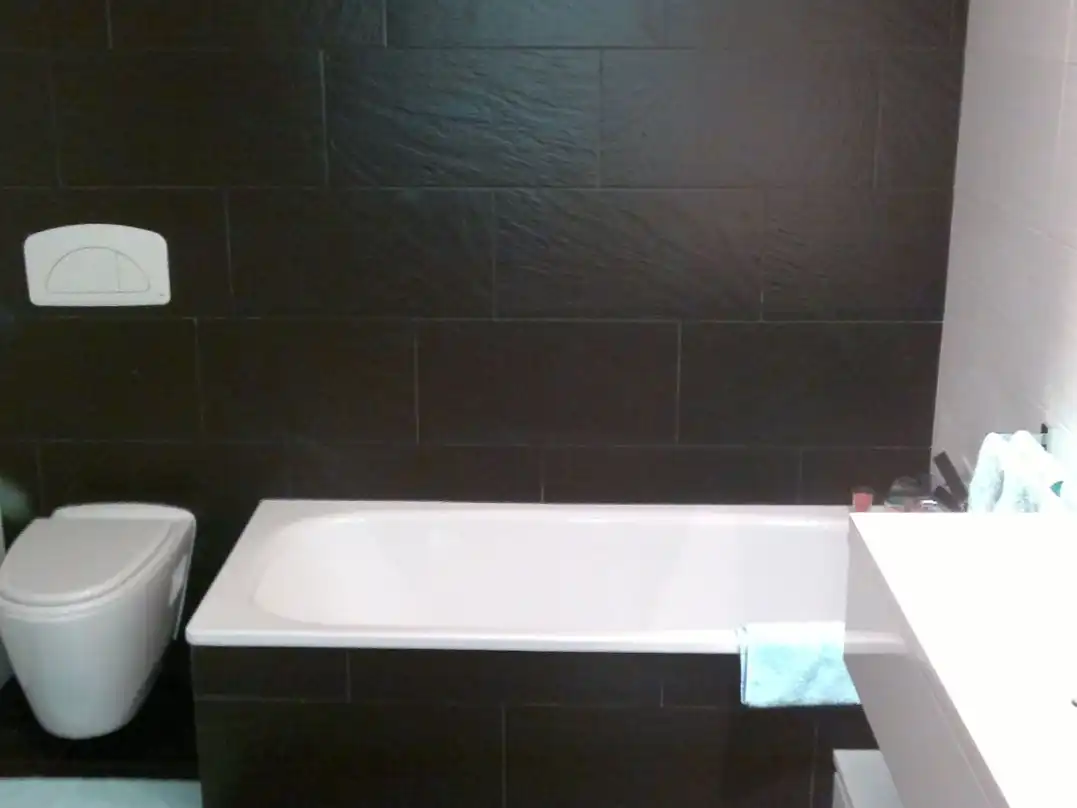 Piso de alquiler en Rúa Victoriano Pérez Vidal, 16b, Salceda de Caselas Baño de Piso de alquiler en Salceda de Caselas