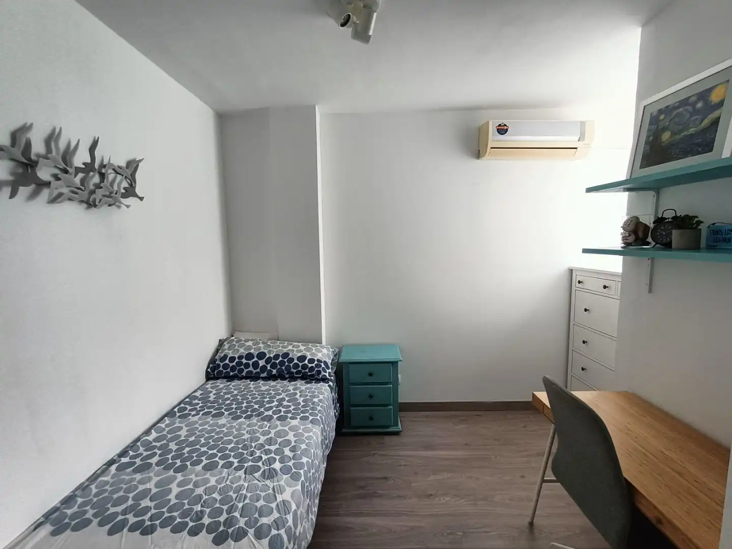Room in Calle Segura, 4, Arenal - Museo Room in Calle Segura, 4, Arenal - Museo