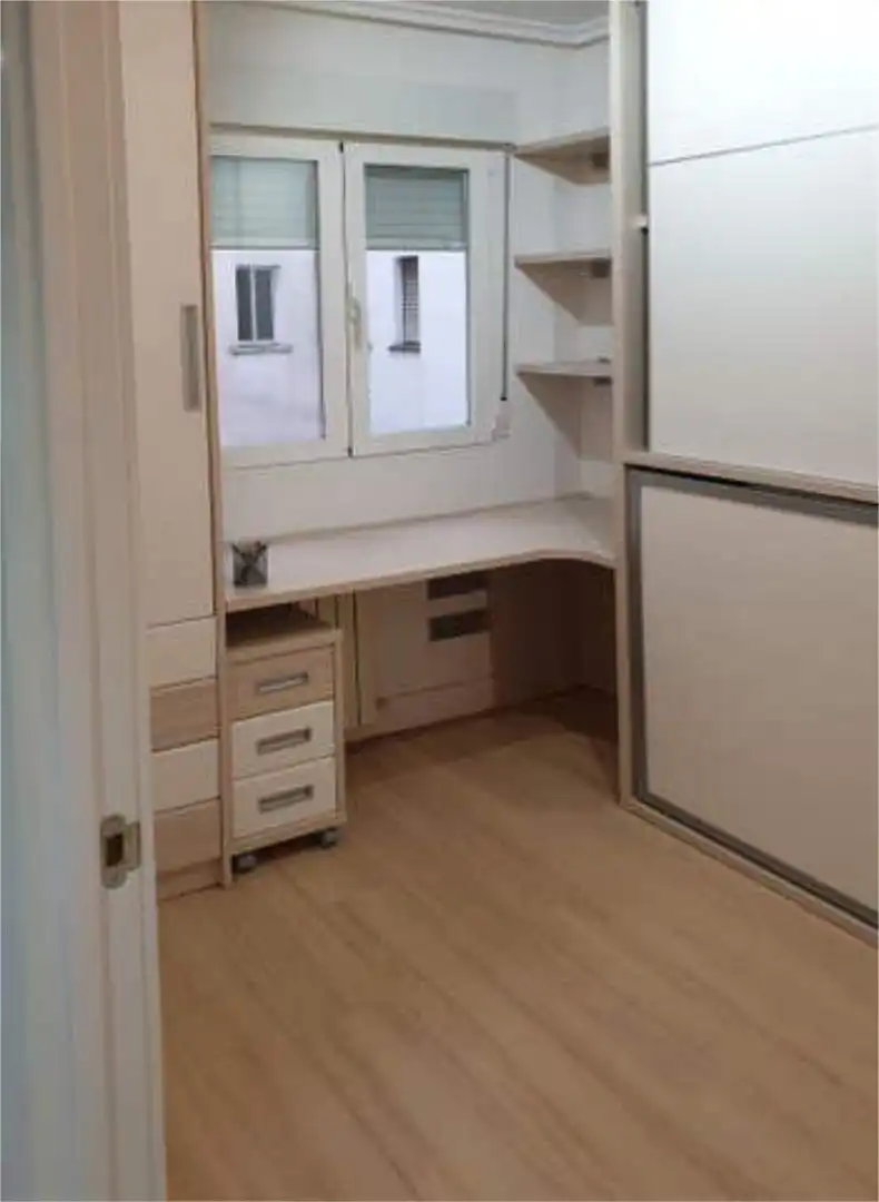 Piso de alquiler en Zaragoza con Calefacción y Amueblado