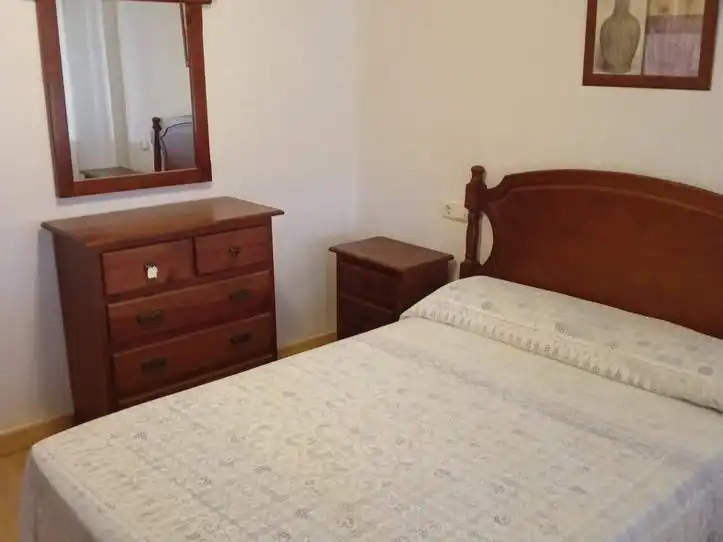 Wohnung zur Miete in Avenida Cristóbal Sanz, 24, Playa Tamarit - Playa Lissa Schlafzimmer von Wohnung zur Miete in Santa Pola mit Heizung, Parkett und Terrasse