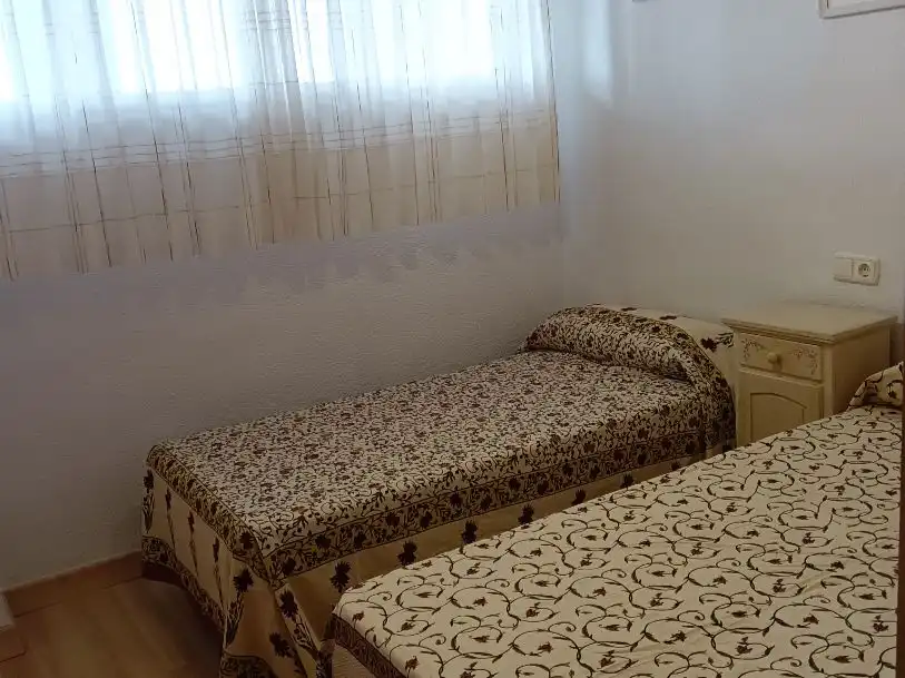 Wohnung zur Miete in Avenida Cristóbal Sanz, 24, Playa Tamarit - Playa Lissa Schlafzimmer von Wohnung zur Miete in Santa Pola mit Heizung, Parkett und Terrasse