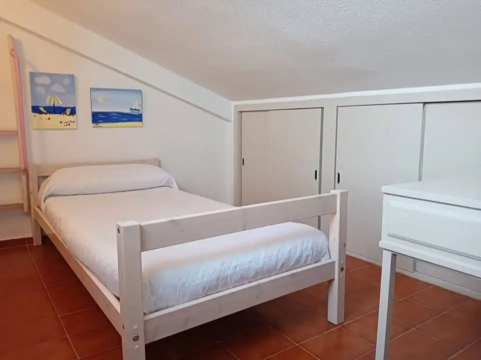 Wohnung zur Miete in Avenida Cristóbal Sanz, 24, Playa Tamarit - Playa Lissa Schlafzimmer von Wohnung zur Miete in Santa Pola mit Heizung, Parkett und Terrasse