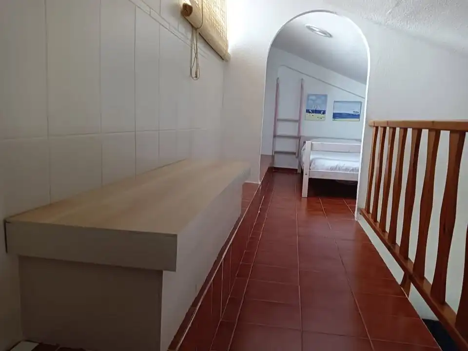 Wohnung zur Miete in Avenida Cristóbal Sanz, 24, Playa Tamarit - Playa Lissa Wohnung zur Miete in Santa Pola mit Heizung, Parkett und Terrasse