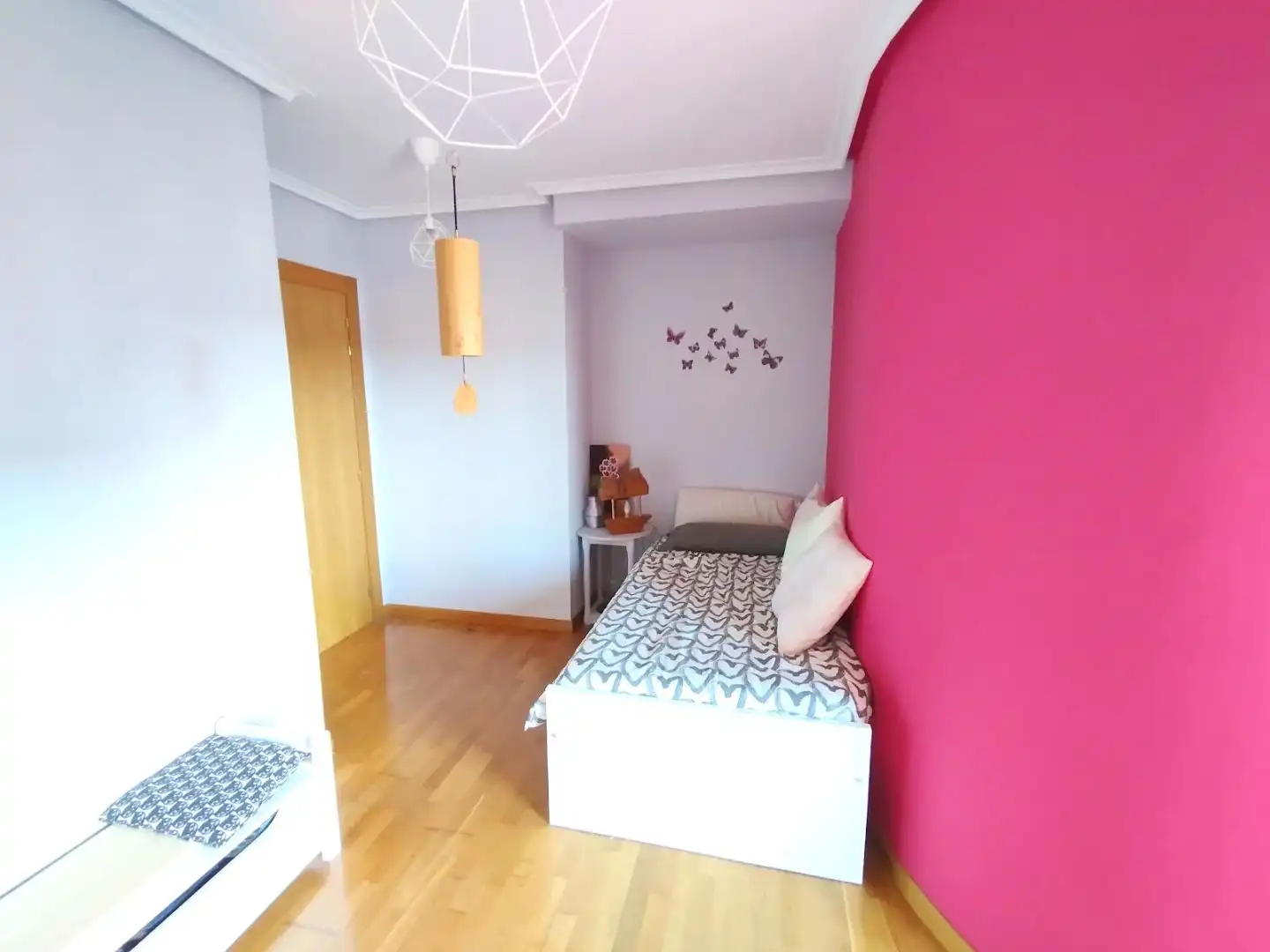 Wohnung zum Verkauf in Calle Nocedillo, 17, Lardero Schlafzimmer von Wohnung zum Verkauf in Lardero mit Klimaanlage und Balkon