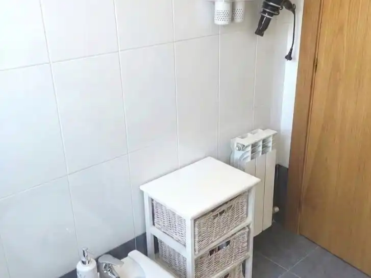 Wohnung zum Verkauf in Calle Nocedillo, 17, Lardero Badezimmer von Wohnung zum Verkauf in Lardero mit Klimaanlage und Balkon