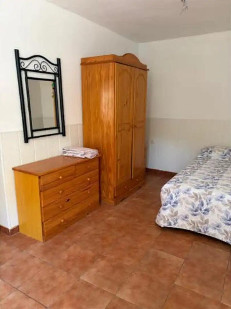 Room in Serranillos del Valle Room in Serranillos del Valle