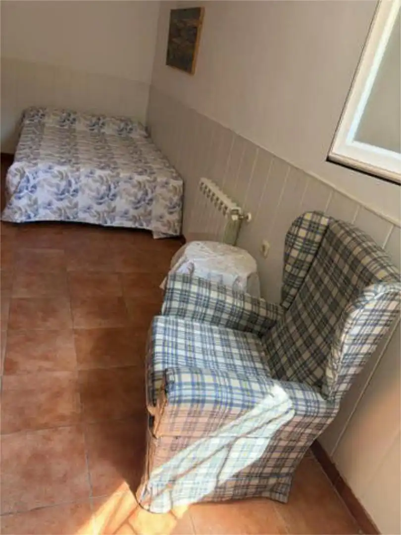 Room in Serranillos del Valle Room in Serranillos del Valle