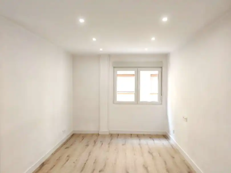 Piso en venta en Calle Marmullete, 4, La Florida - San Pedro Habitación de Piso en venta en Soria Capital con Calefacción, Parquet y Trastero