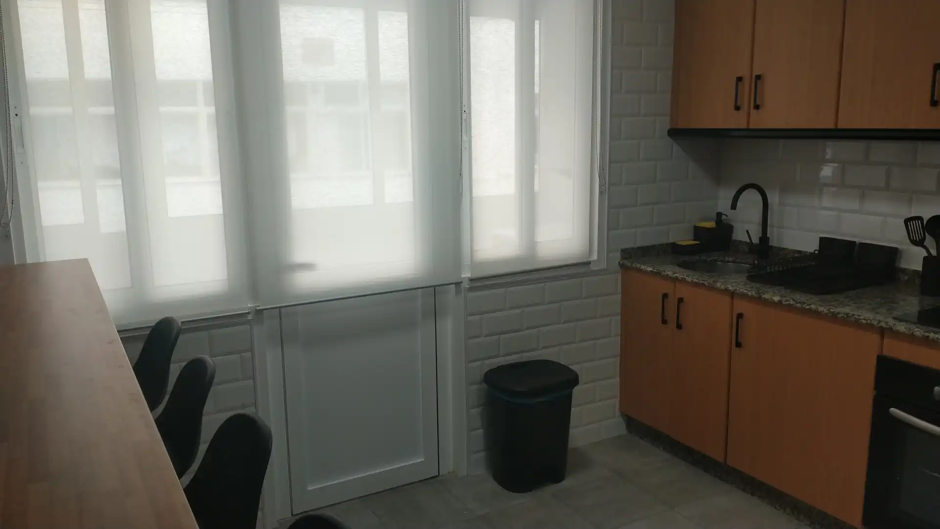 Piso de alquiler en Rúa San Salvador, 40, Fajardo Cocina de Piso de alquiler en Ferrol con Calefacción, Parquet y Terraza