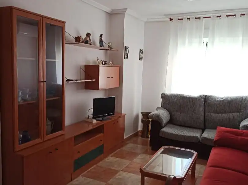 Wohnungen zur Miete in Calle Poeta Durban, 8, Ciudad Jardín - Tagarete - El Zapillo Wohnzimmer von Wohnungen zur Miete in Almería mit Klimaanlage, Möbliert und Balkon
