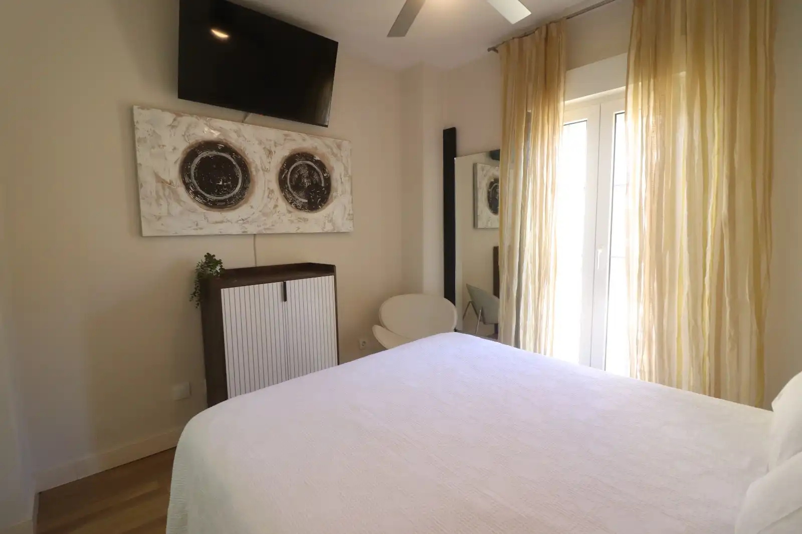Habitación de Piso de alquiler en Ayamonte con Aire acondicionado, Jardín privado y Parquet