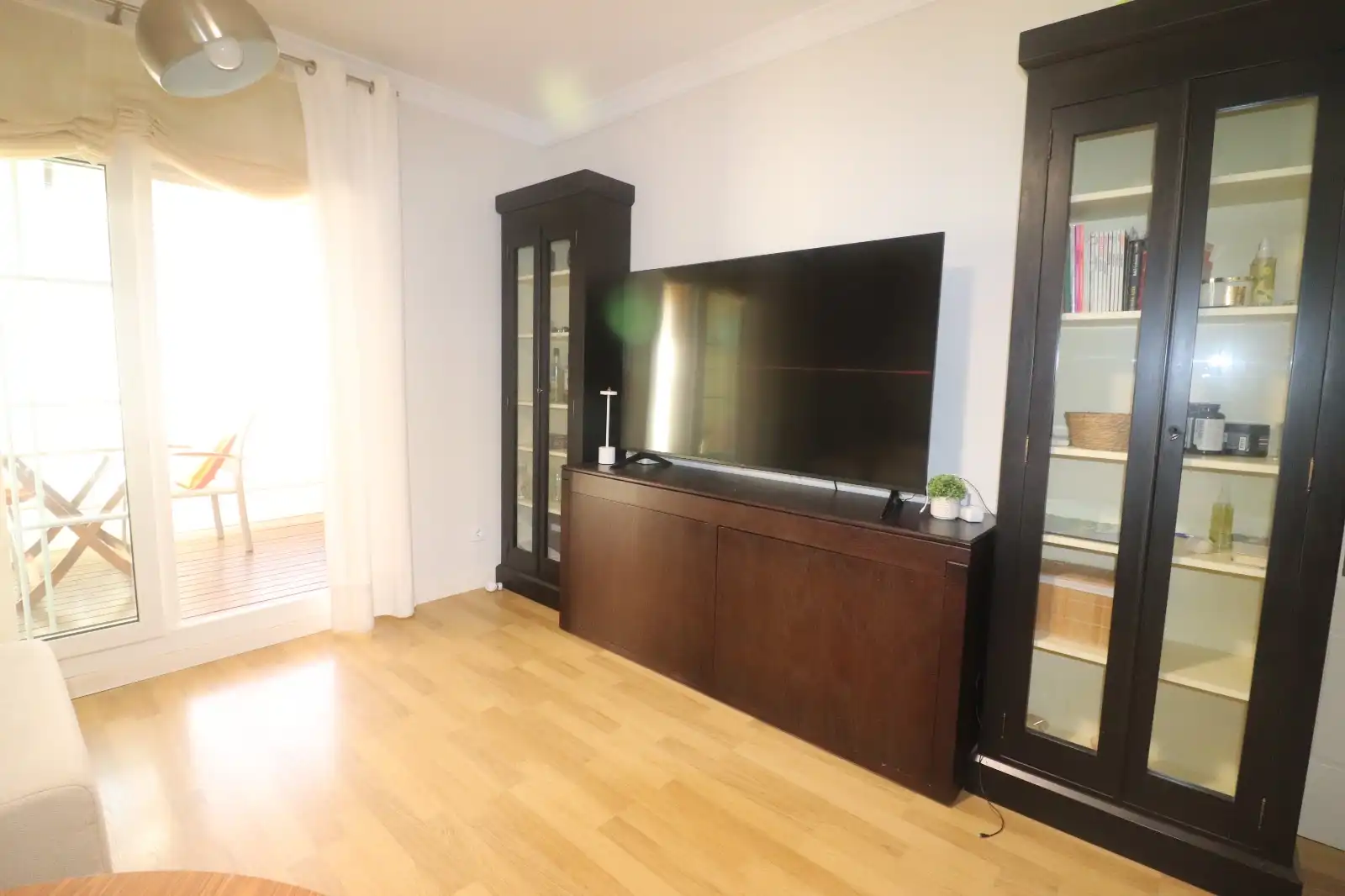 Sala de estar de Piso de alquiler en Ayamonte con Aire acondicionado, Jardín privado y Parquet