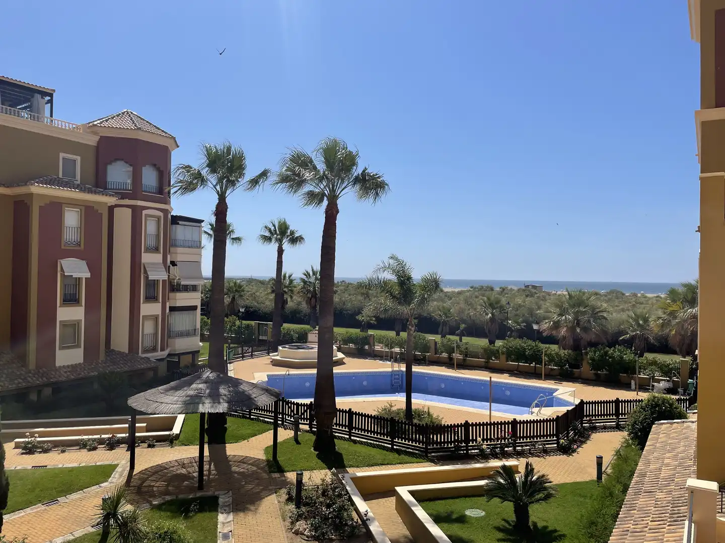 Piscina de Piso de alquiler en Ayamonte con Aire acondicionado, Jardín privado y Parquet