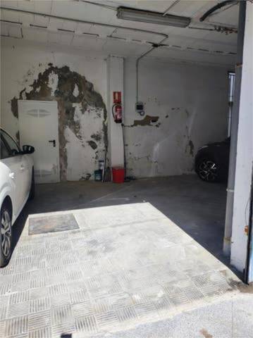 Garaje en Alquiler en Barrio Bajo