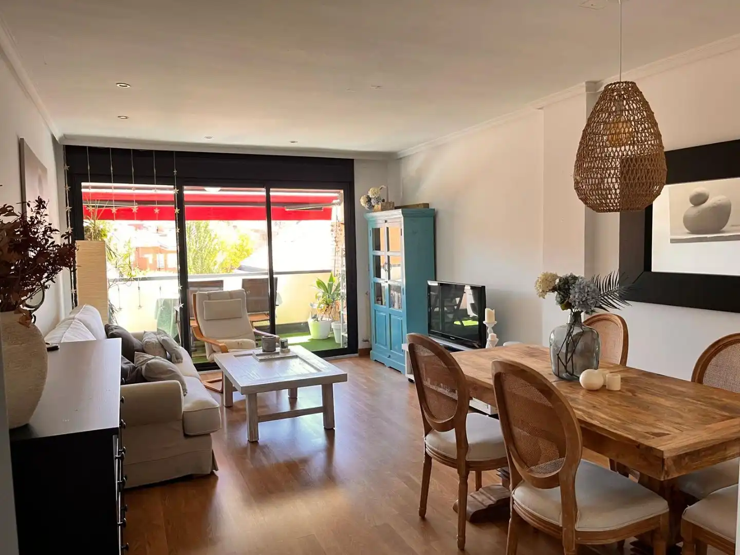 Flat for sale in Calle de la Bahía de Málaga, 8, Corralejos - Campo de las Naciones Living room of Flat for sale in Madrid Capital with Air Conditioner, Terrace and Swimming Pool