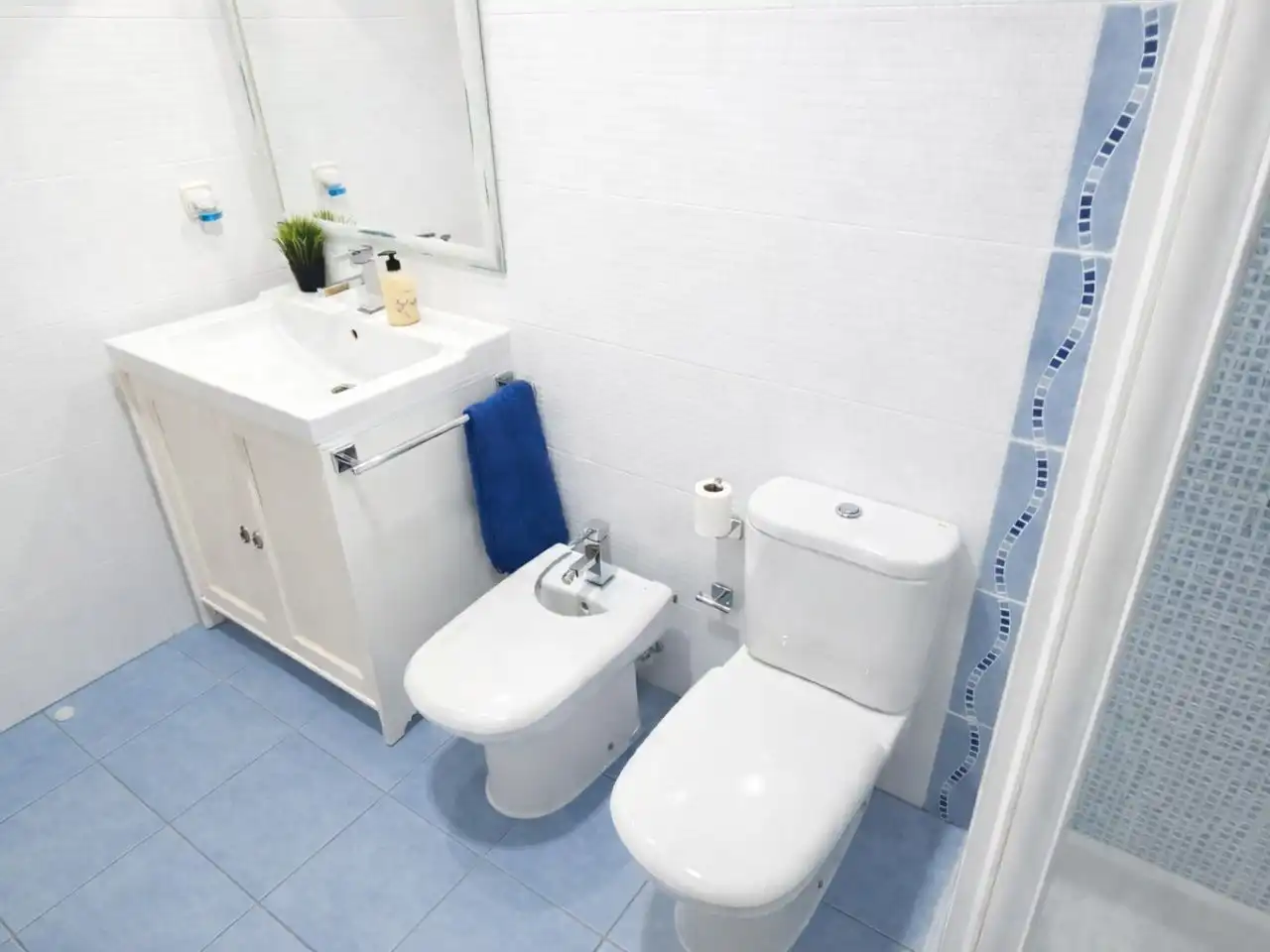 Piso en venta en Calle 8 de Marzo, 3, Alfafar Baño de Piso en venta en Alfafar con Balcón